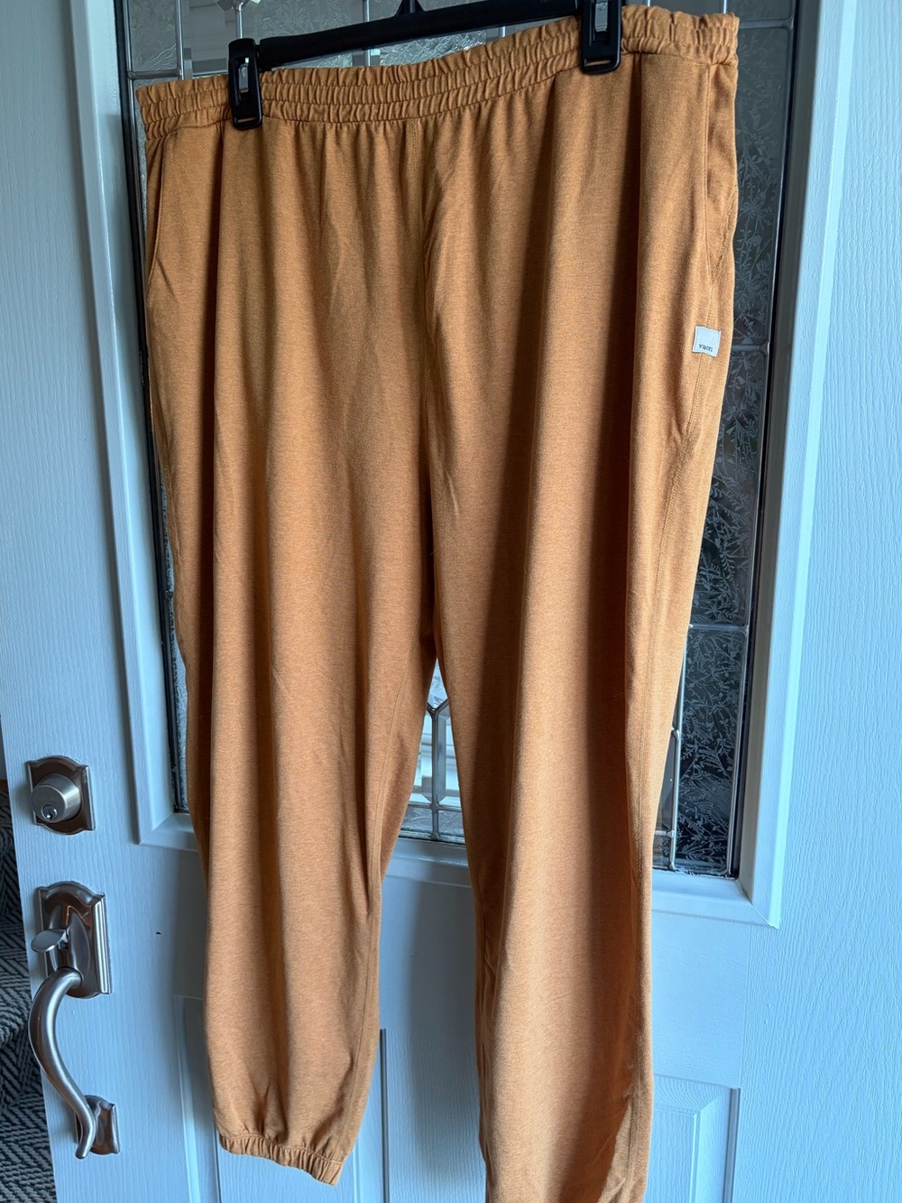 72. Size XXL VUORI Goldenrod Dreamknit Joggers